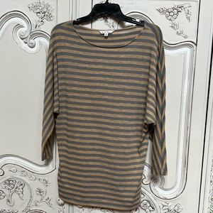 Women's CAbi - tan/gray striped shirt/tunic with batwing sleeve - Size S
